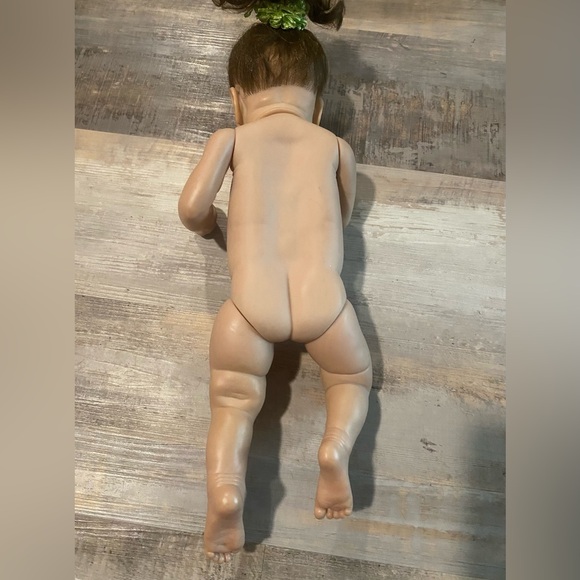 Realistic baby doll - Picture 4 of 14